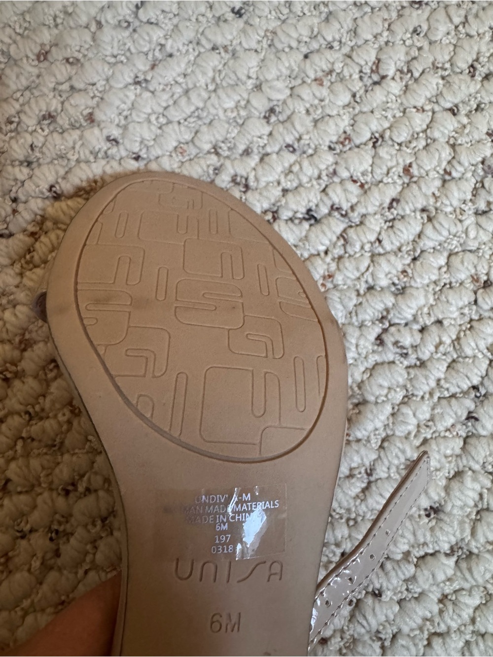 Unisa Women's Nude Patent Ankle-Strap Sandals New! 0101 - Picture 2 of 3